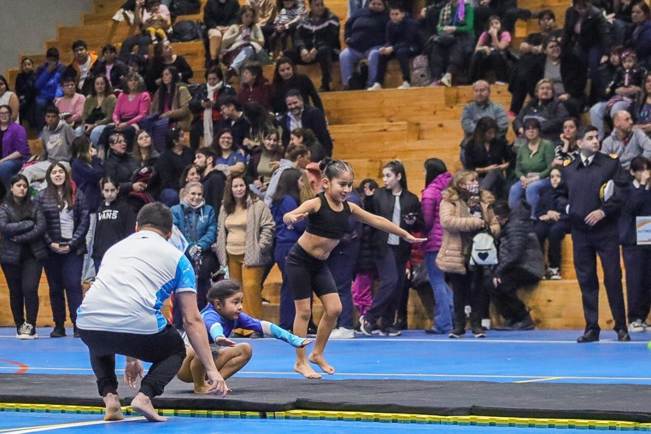 Río Grande: inauguraron el polideportivo María Auxiliadora