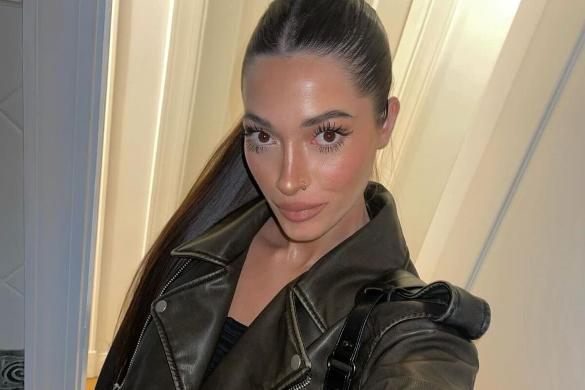 Tiziana Sabatini encendió Instagram con un vestido con transparencias y casi muestra de más