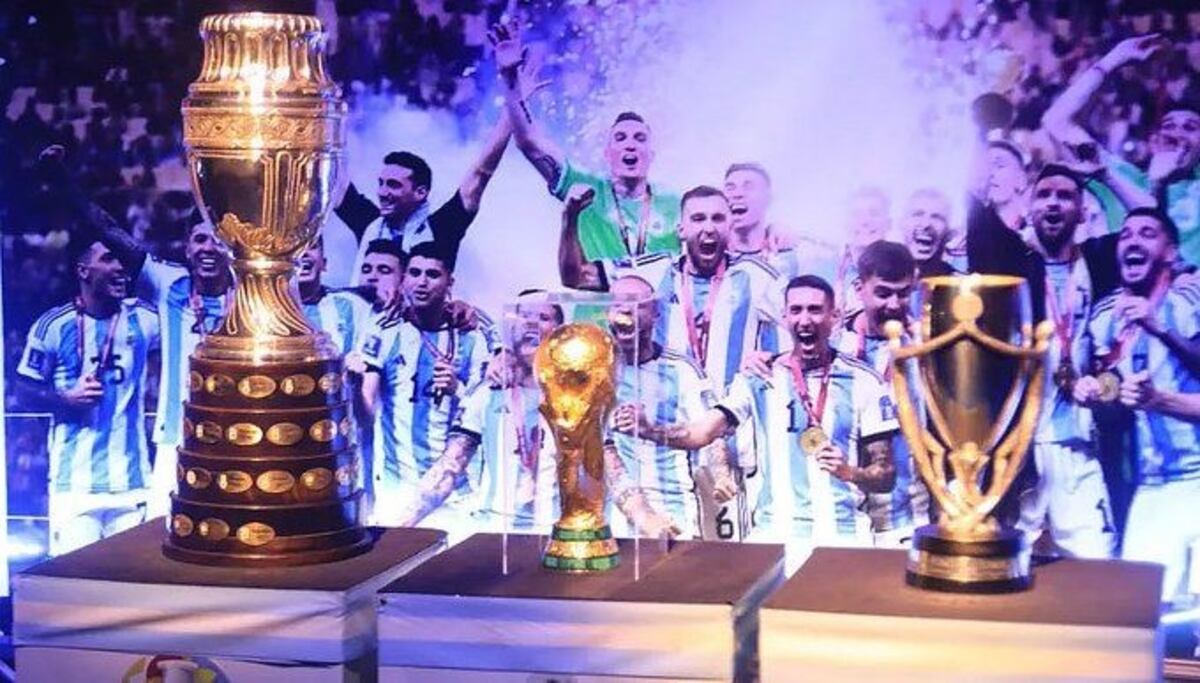 Las copas que ganó la Selección Argentina llegan a Punta Alta