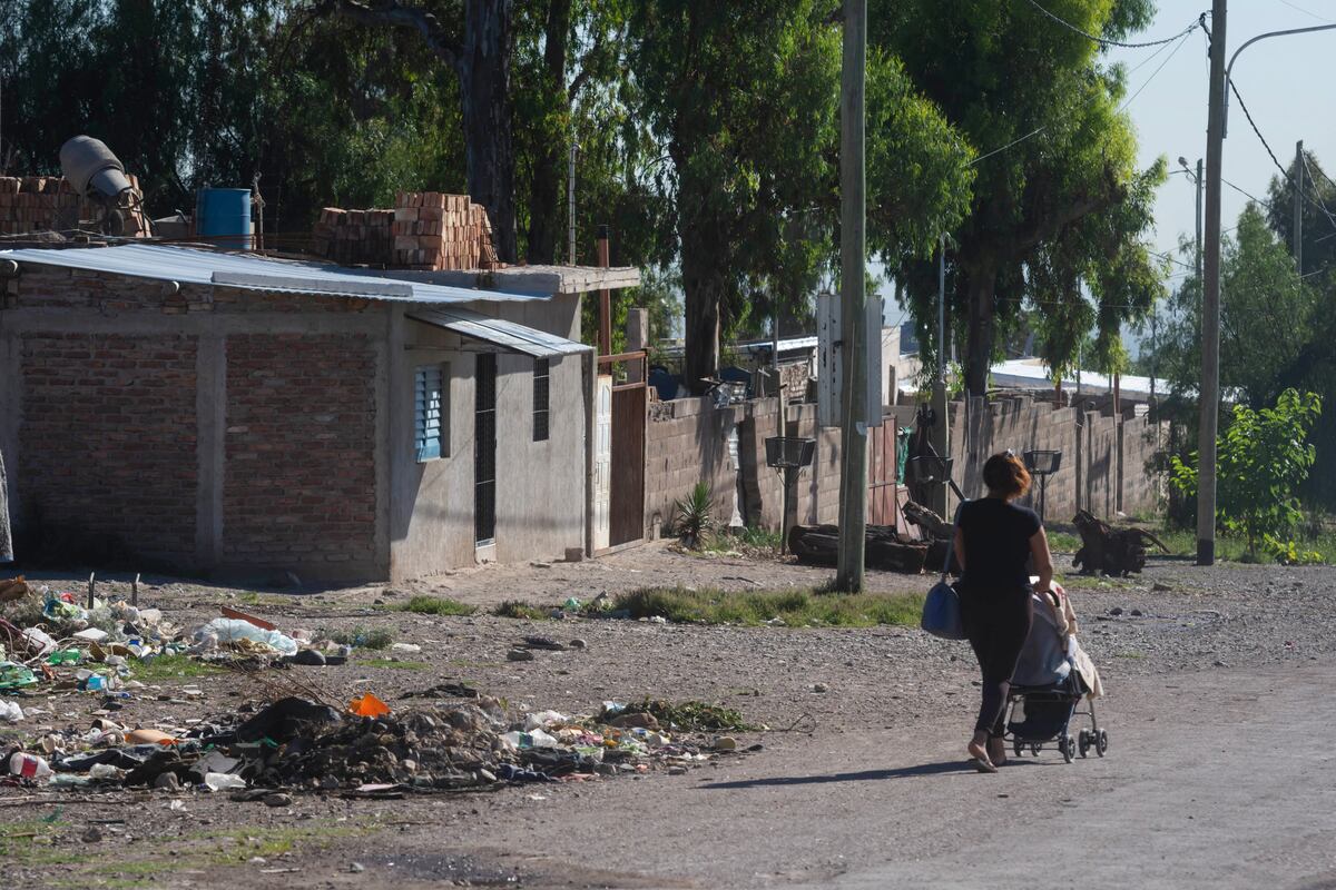 Barrios populares: 66% de encuestados no tiene estudios superiores