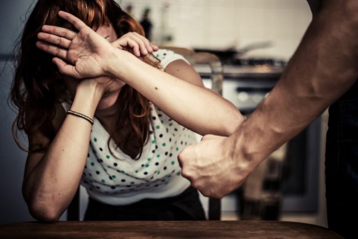 Detienen a un hombre acusado de secuestrar y violar a su ex