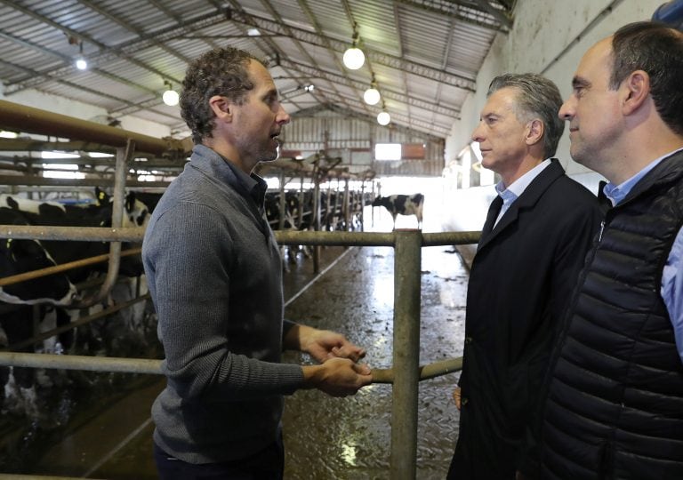 Mauricio Macri junto a Corral en el sur santafesino.  (Política 3D)