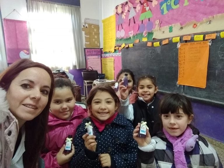 Escuela República Italiana recibe al Dispensario N° 6 de Alta Gracia