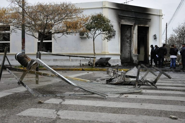 "Es un edificio histórico por lo que la Secretaría de Cultura tiene que participar del diagnóstico", dijo el ministro.