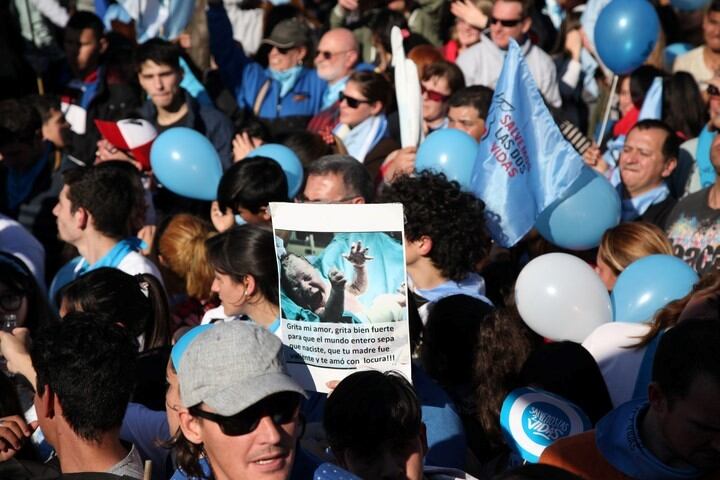 La gente en la marcha