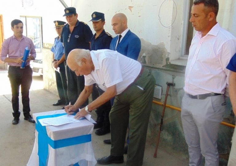 Autoridades presidieron el acto de presentación de la fuerza.