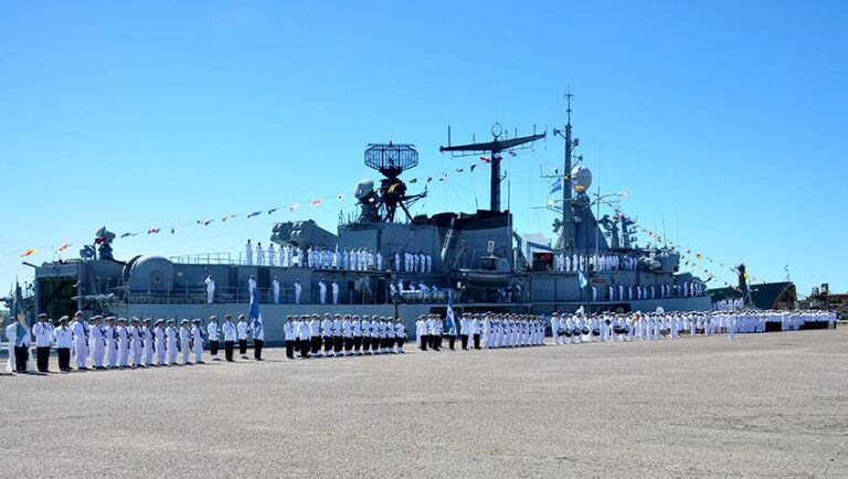 Cambio de Comandante de Adiestramiento y Alistamiento de la Armada (COAA). 
(foto: Gaceta Marinera)