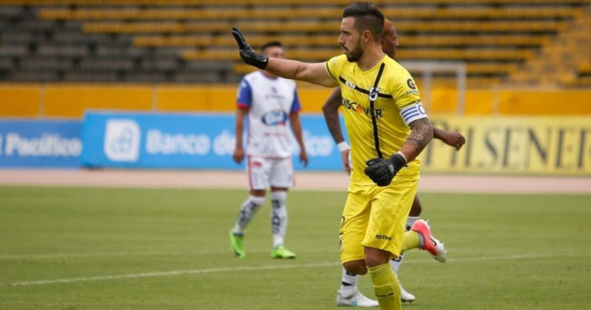 El arquero argentino Hernán Galíndez fue convocado a la selección de Ecuador