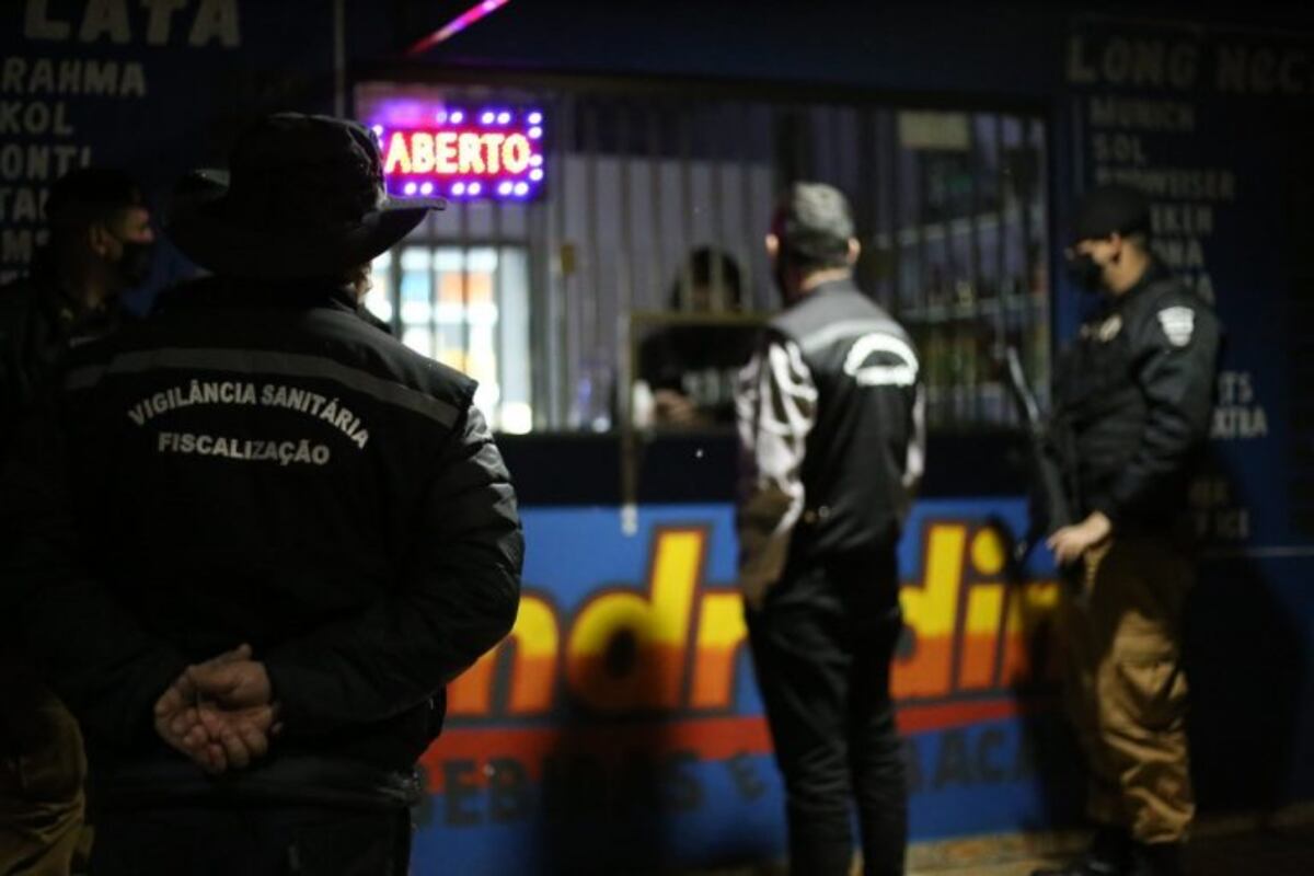 Foz estableció toque de queda en los barrios con más casos de coronavirus
