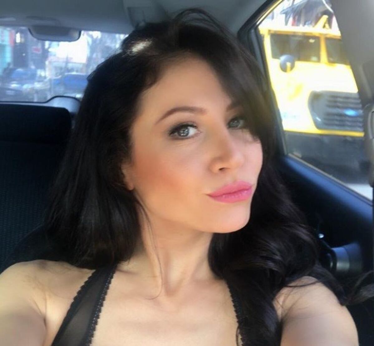 Adabel Guerrero explicó por qué no muestra la cara de su hija Lola