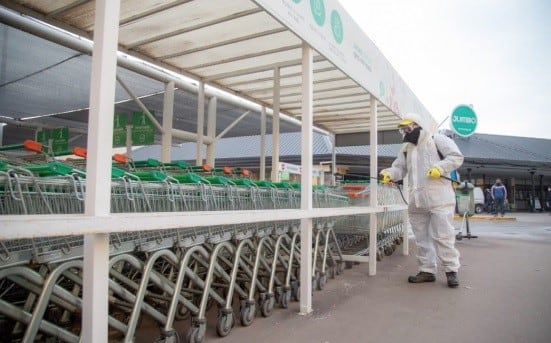 Desinfección en Jumbo.