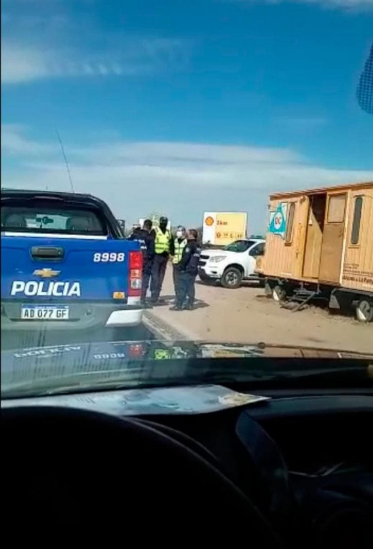 Manejo 40 horas hasta Córdoba y no lo dejaron ver a su hija en grave estado