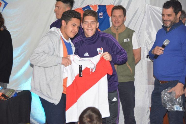 La Fundación River le donó a la Asociación Deportivo Azul Del Este.