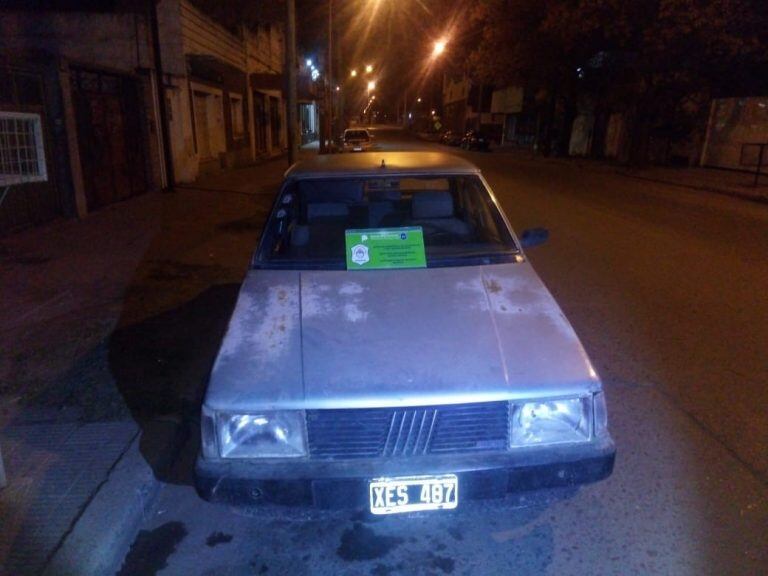 Auto donde golpearon brutalmente a un menor de 17 años