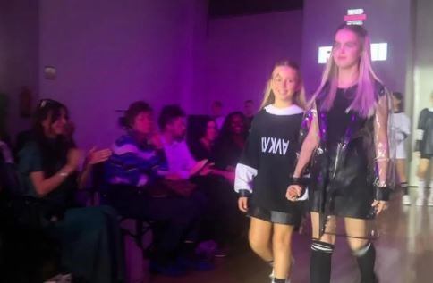 Tania Gravier, la hija de Valeria Mazza debutó como modelo en Milán