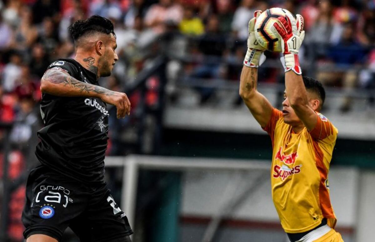 Copa Sudamericana: Argentinos perdió en Venezuela pero avanzó a la próxima ronda