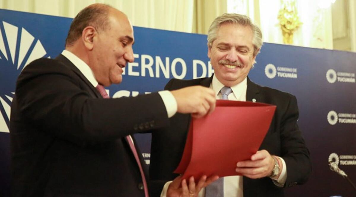 Tucumán: Fernández firmó un convenio para 67 obras en el interior