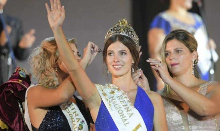 Mayra Tous,  Reina Nacional de la Vendimia.