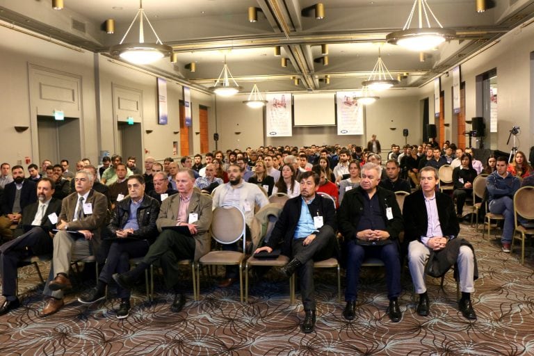 Profesionales de la industria participan de las Jornadas.