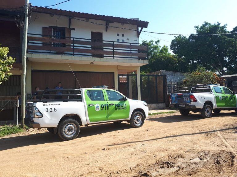 Allanamiento en la vivienda del oftalmólogo que mató a su perro a balazos.