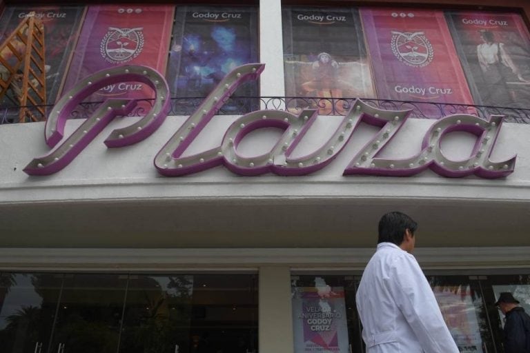 El cine Plaza será el escenario en el que se grabarán los shows de los artistas locales. Si público.