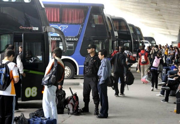 La Provincia estipuló por decreto una suba en el transporte interurbano para Santa Fe. (Archivo)