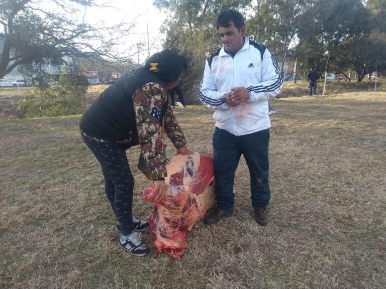 Volcó un camión con medias reses en San Luis