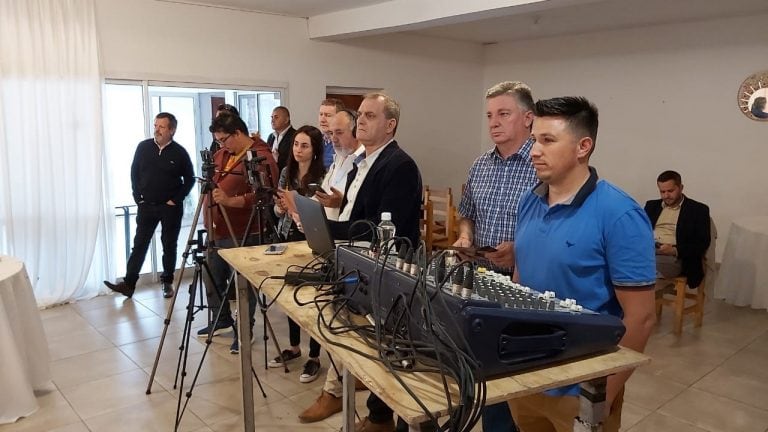 Debate en Arroyito organizado por Mas FM, El Arroyitense y Arroyito Ciudad