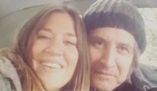 Jimena Barón junto a su padre Jorge.