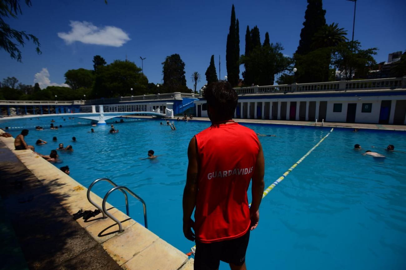 Pileta del parque Sarmiento. (César Heredia / La Voz)