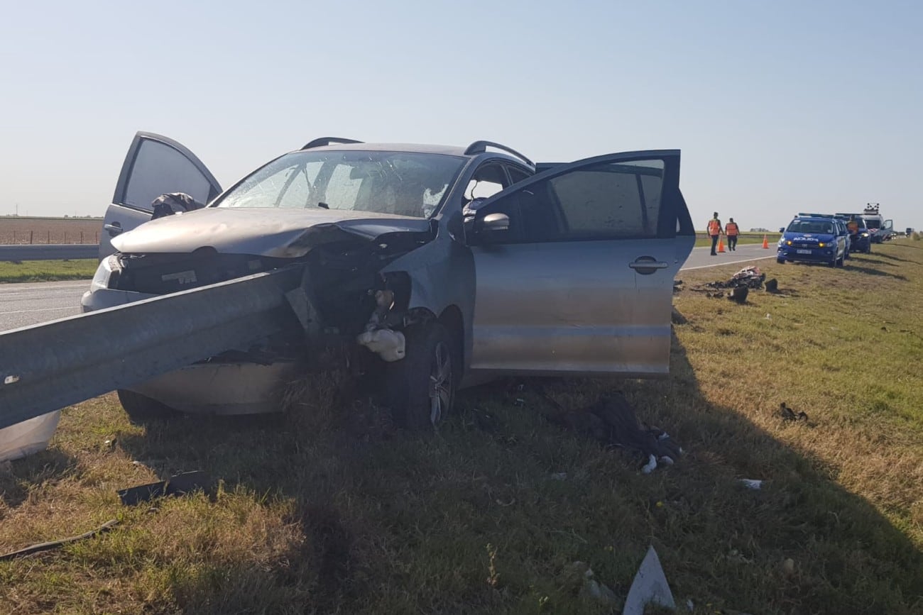 TRAGEDIA. El auto en el que viajaban los hinchas de Talleres (Nicolás Bravo/LaVoz).