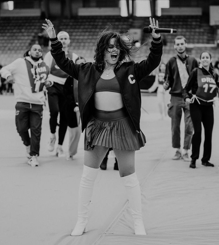 El ensayo de Camila Cabello para su show en la Final de la Champions League.