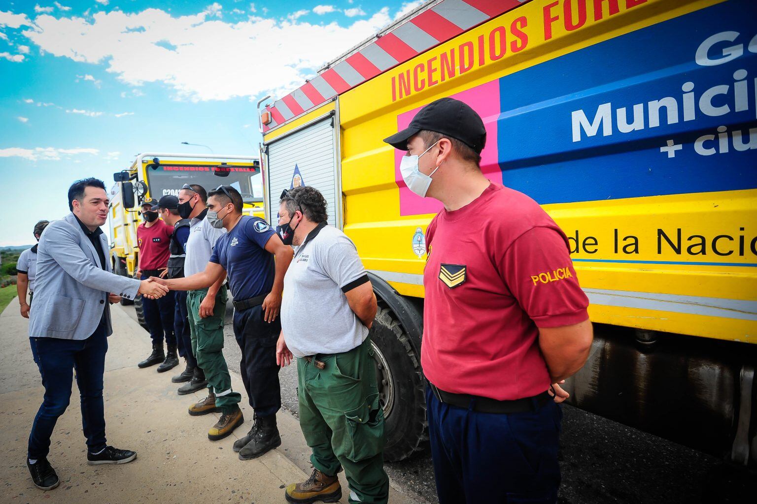 El último grupo de Bomberos de San Luis retornó a la provincia.