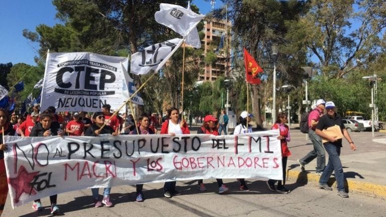 Diferentes organizaciones marcharán este miércoles por el centro de Neuquén.