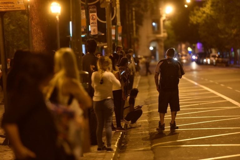 Paro de colectivos en Córdoba este lunes por la noche.