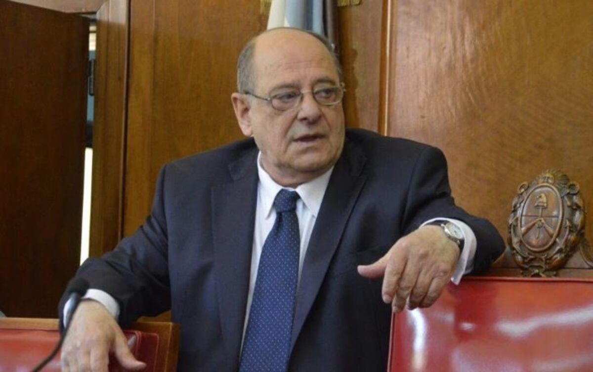"Voy a enfrentar al candidato mandado por la gobernadora", dijo Carlos Arroyo