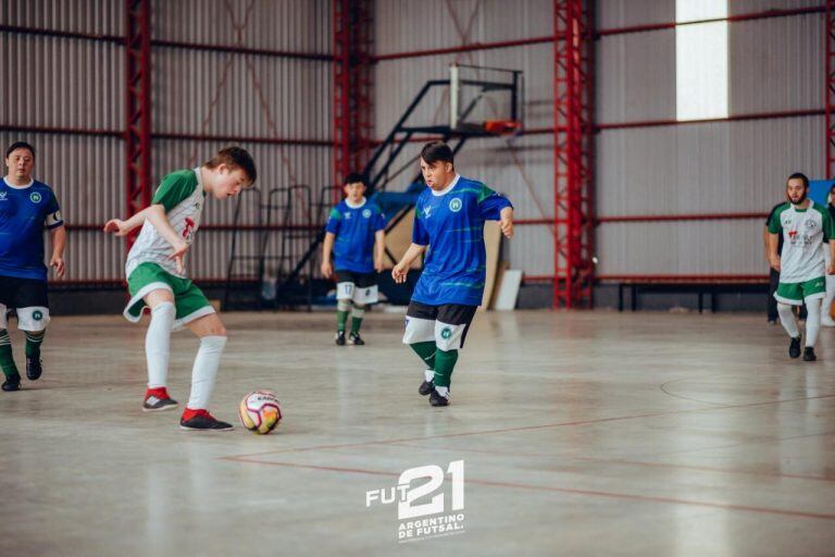 Las mejores imágenes del torneo de Futsal para chicos con Síndrome de Down que se llevó a cabo en Cordoba. (Facebook Fut 21)