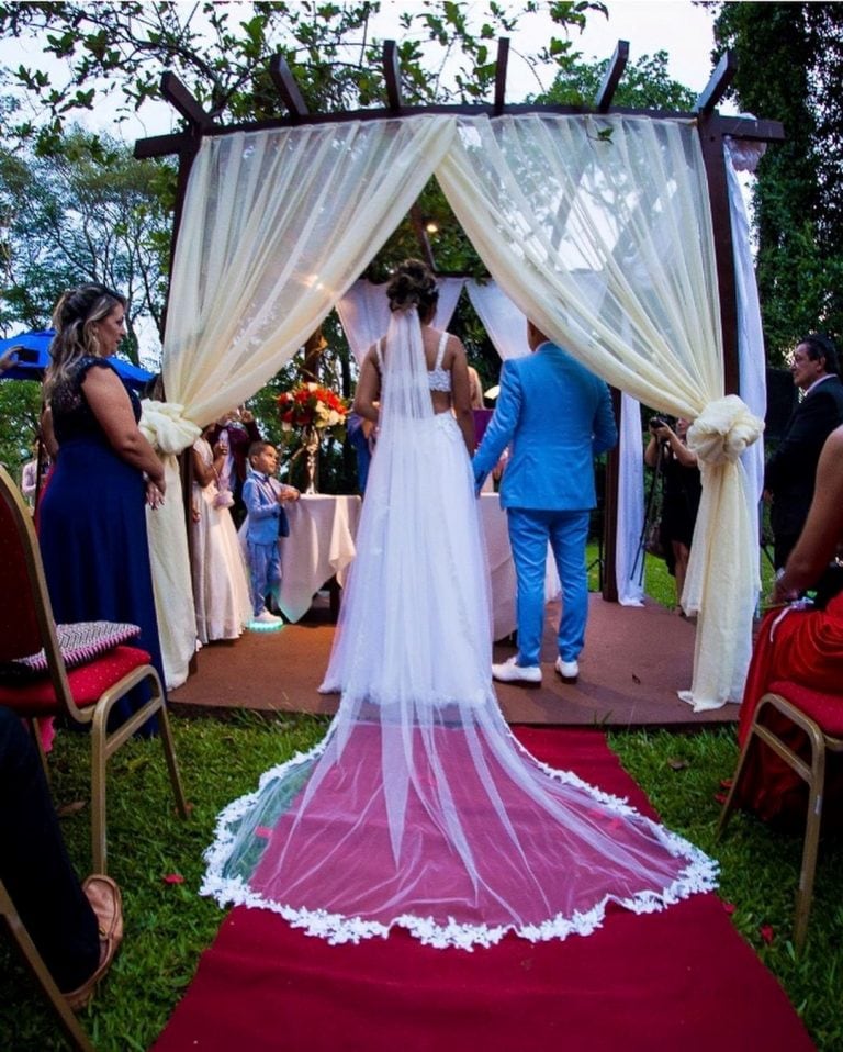 El casamiento de Roberto Edgar, el ex líder de Volcán  (Foto: Instagram/ @robertoedgar01)