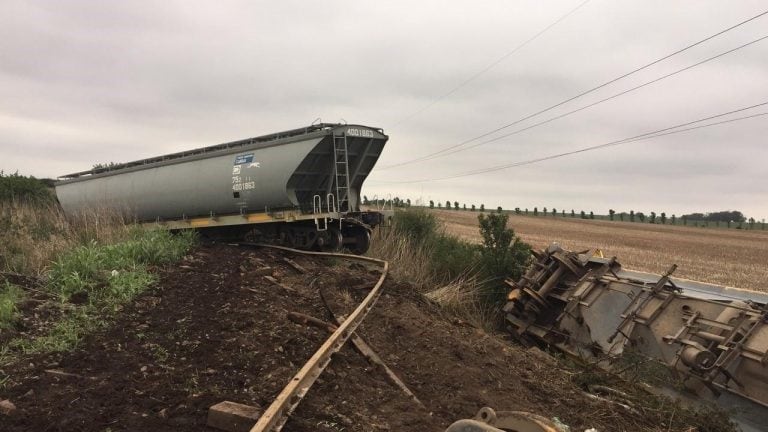 Los vagones se descarrilaron en la Ruta 9 Norte, en cercanías de Jesús María.