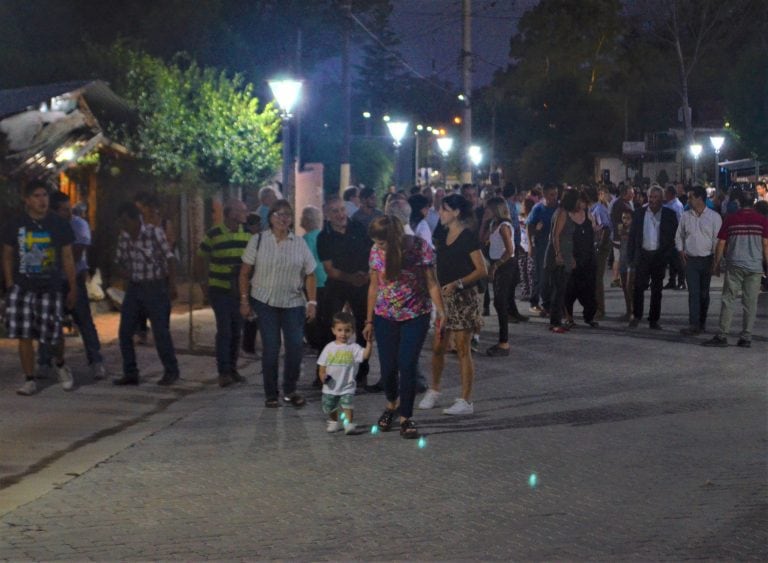 Vecinos y comerciantes recorrieron el Paseo Bútori