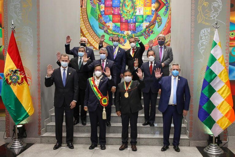 Alberto Fernández participó de la asunción de Arce (foto: Presidencia)