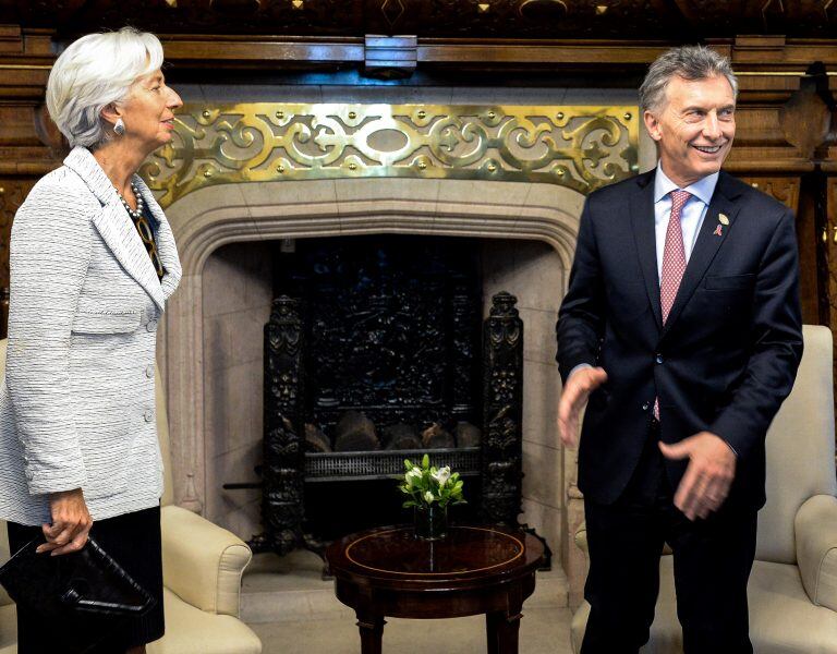 Christine Lagarde y President Mauricio Macri  (Photo by HO / Argentinian Presidency / AFP)