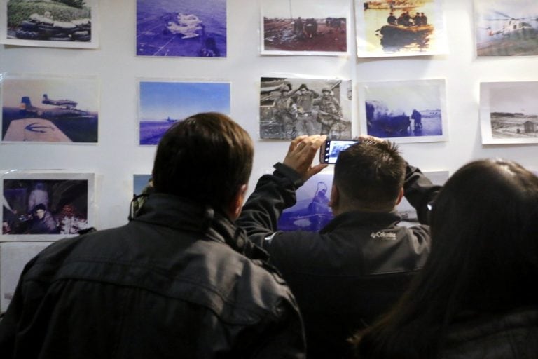 Se exponen imágenes de la guerra en un museo de Río Grande