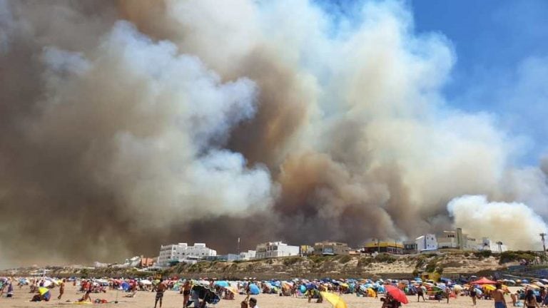 Evacuaron a las familias que se hallaban en cercanías de la zona damnificada (Río Negro).