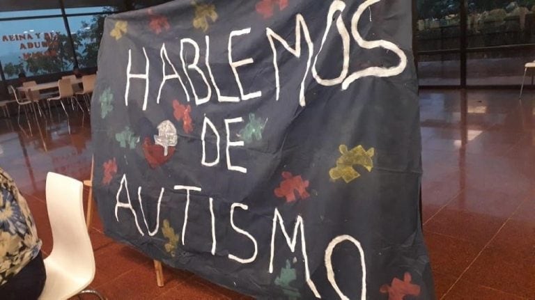 Hablemos de Autismo.