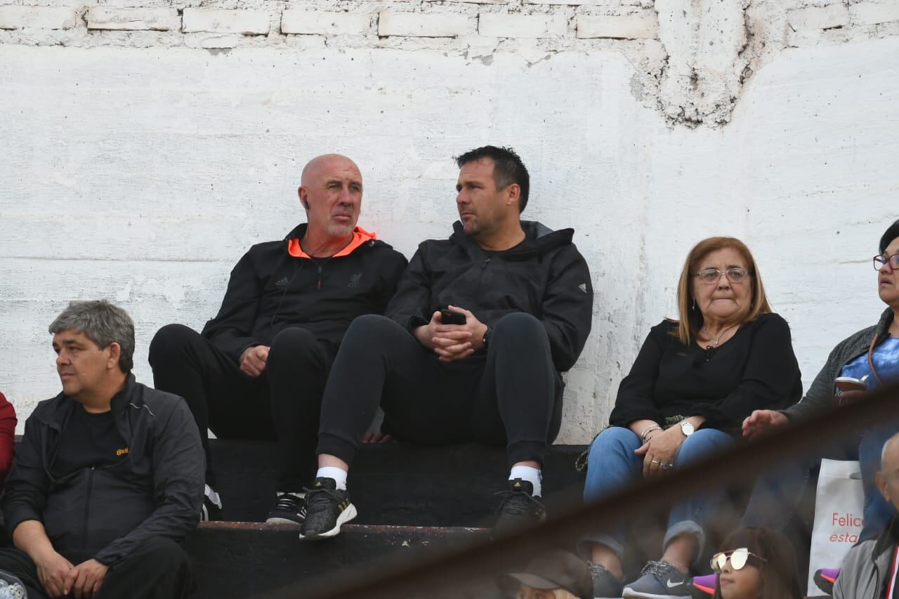 Diego Dabove y el "Gato" Oldrá, en tiempos de cuando trabajaban juntos en Godoy Cruz.