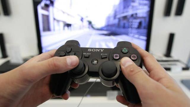 Un adolescente fue baleado por su amigo cuando jugaban con una Play Station en Córdoba