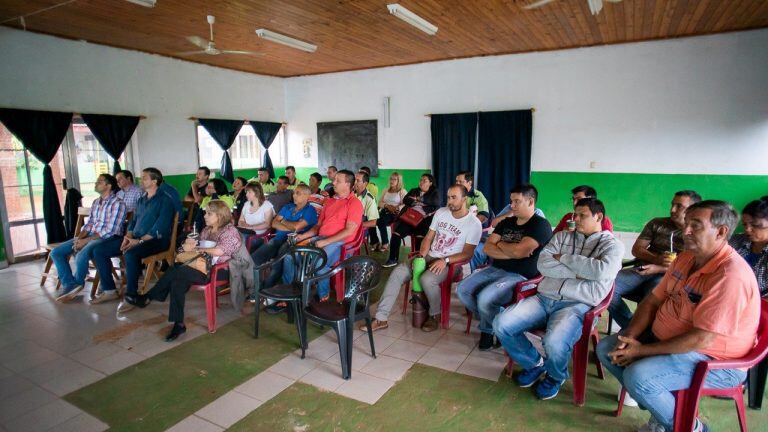 Capacitación de agentes de transito en Eldorado.