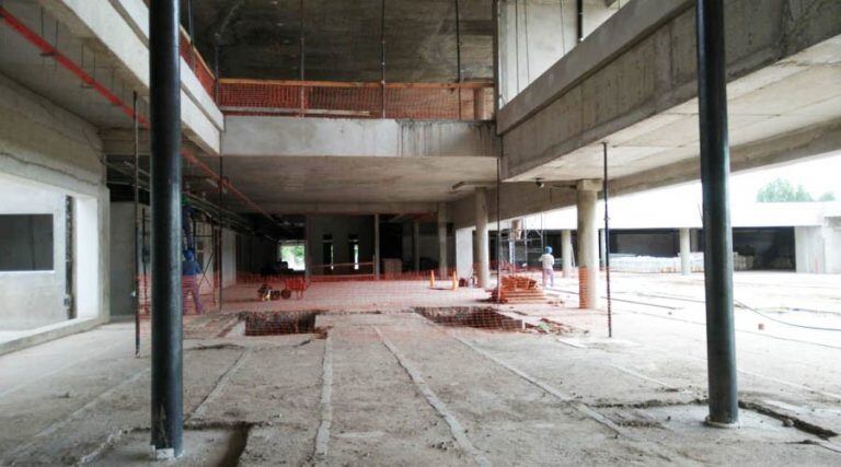 Construcción del nuevo hospital (Vía Santa Rosa)