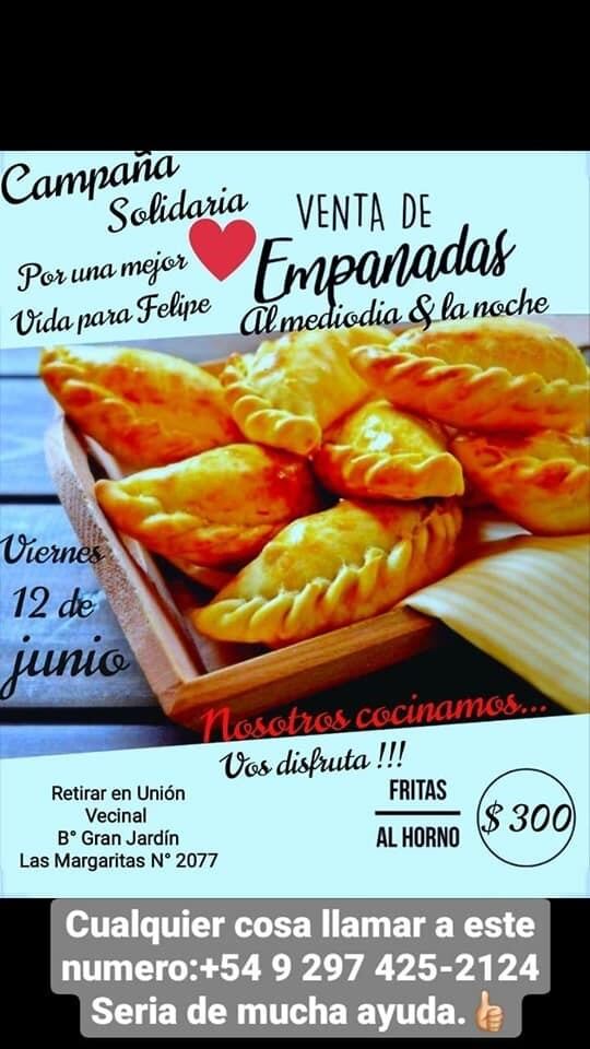 Realizan venta de empanadas para ayudar a Felipe.